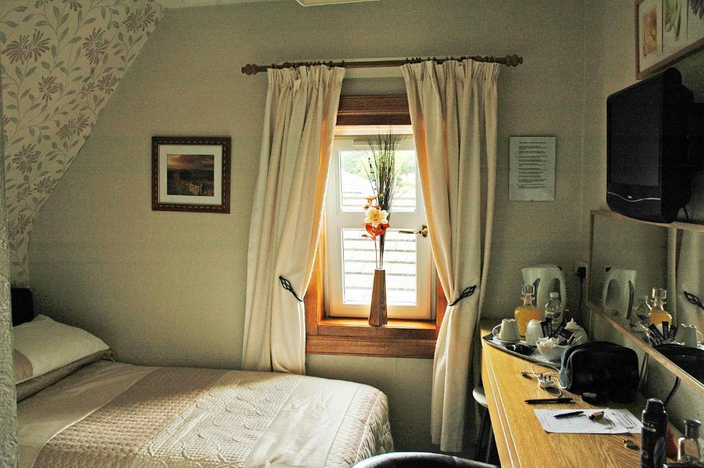 Pitreavie Guest House Dunfermline Oda fotoğraf