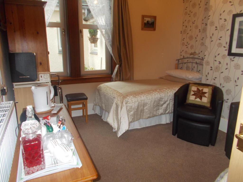 Pitreavie Guest House Dunfermline Oda fotoğraf